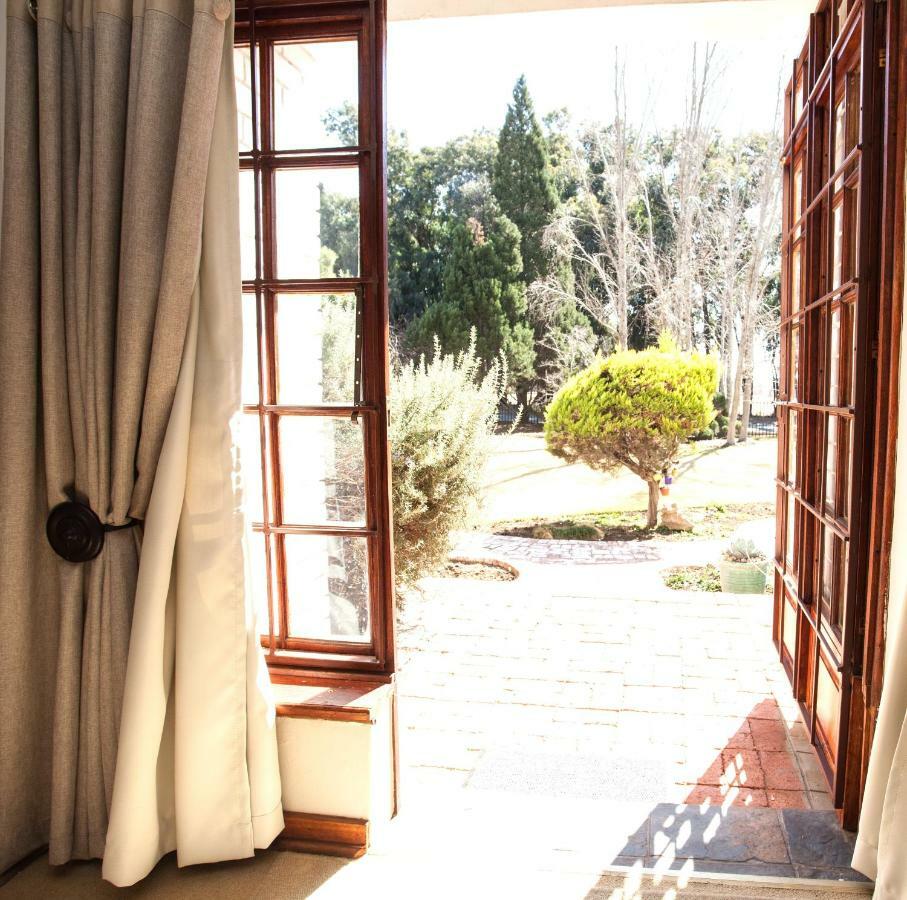 The Fairway Guesthouse Senekal Ngoại thất bức ảnh
